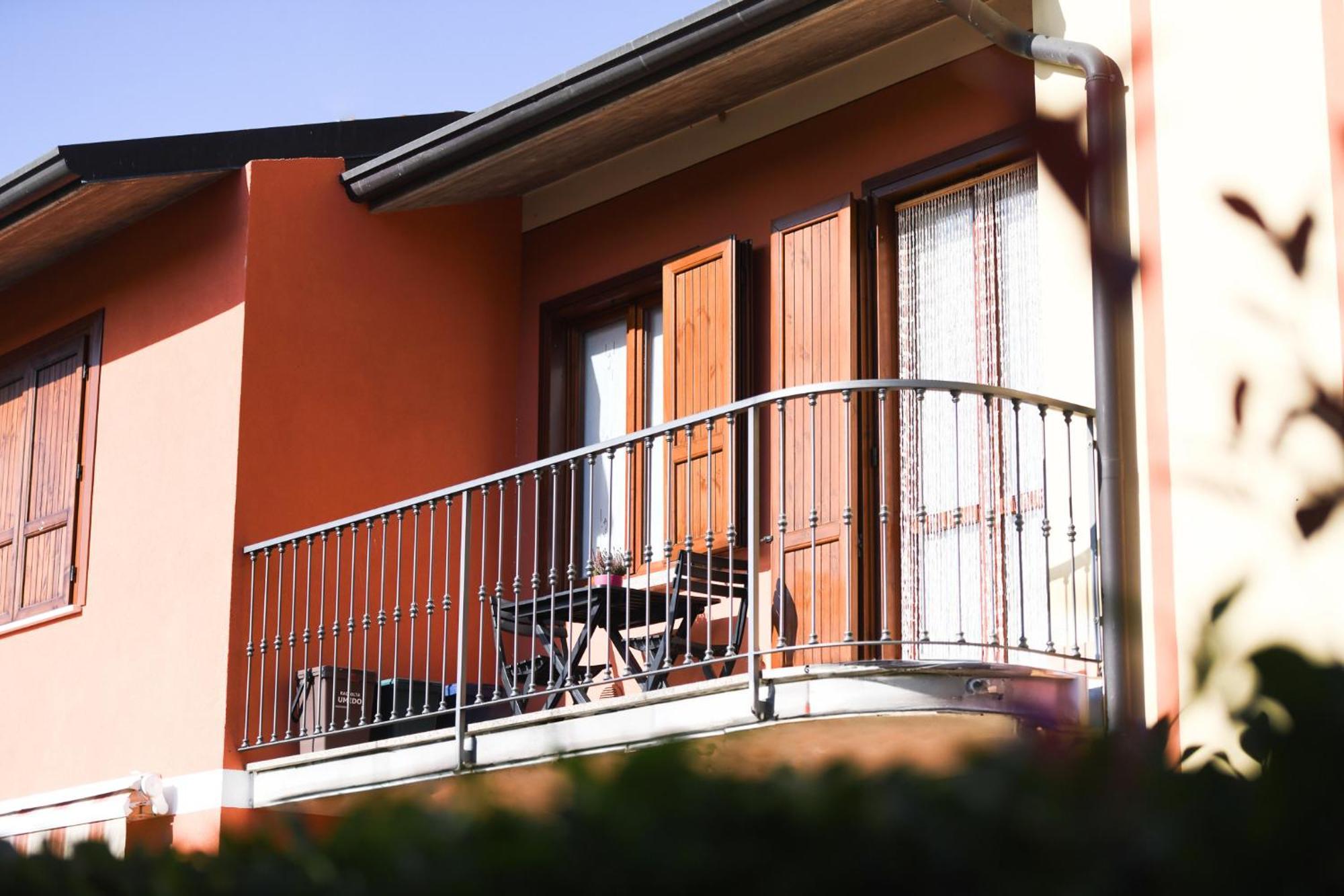 Rovato Entire Apartment In The Capital Of Franciacorta Kültér fotó
